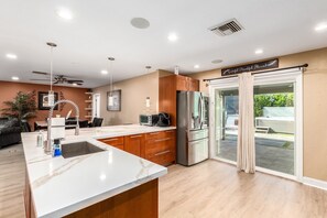 Private kitchen