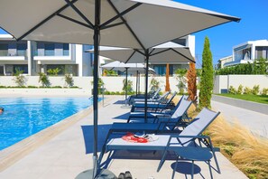 Shaded Pool Views