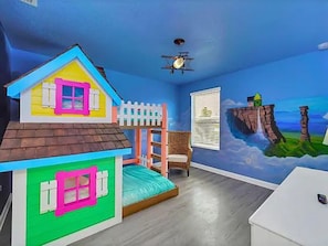 Adorable Up themed bedroom. 1 twin up and 1 full bed down. (Bedroom #6)