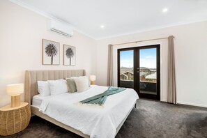 Bedroom 1: Master with King bed in the master with attached ensuite. 