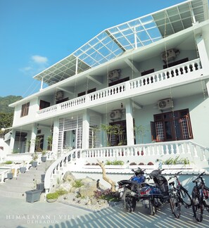 side view of the villa