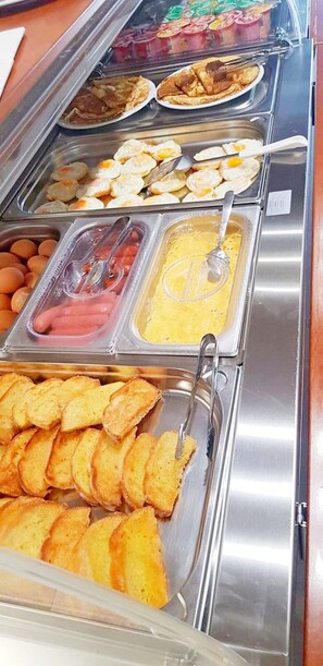 Breakfast meal