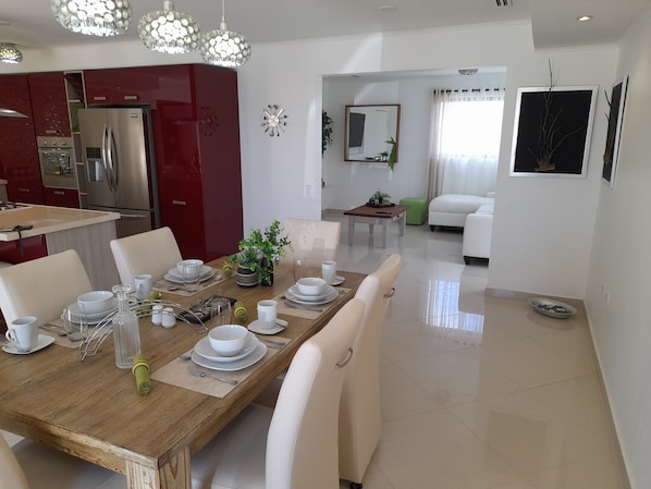 Our living area and kitchen are fully airconditioned! 