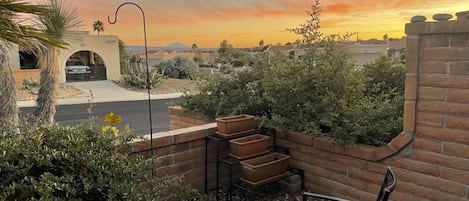 Front Patio - beautifully landscaped, 4 Chairs & a perfect view of the sunset