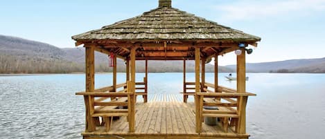 Private covered dock