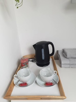 Kaffee und/oder Kaffeemaschine