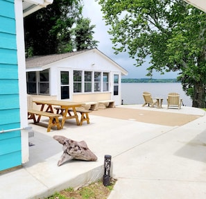 Expansive patio, picnic table, adirondack chairs & gas grill!