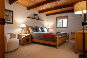 Spacious, updated primary bedroom (king)