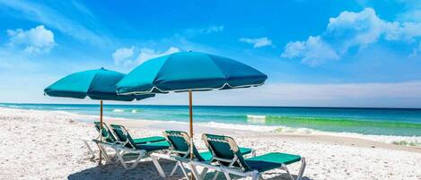 BEACH CHAIR SERVICE AVAILABLE FREE FROM MARCH 1 - OCTOBER 31! **Umbrellas not included!**