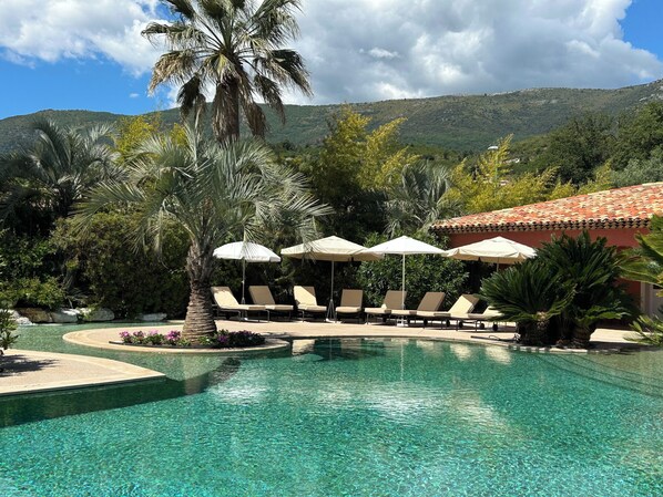 Piscine-lagon