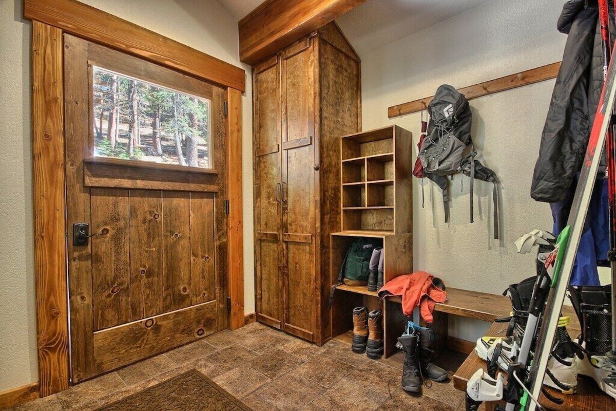 Rare 2 King Bedrooms, INSIDE Yosemite Gates, Top Reviews, A/C