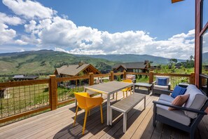 Private balcony #1 offering gorgeous views!