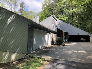 View of home from front entry area