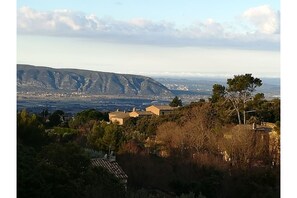 VUE DE LA RESTANQUE 1