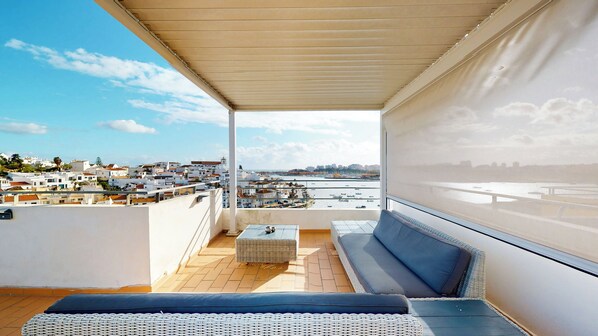 Roof terrace
