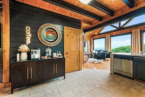 Luxury Coffee Station - cafe espresso/lattes with the push of a button!
