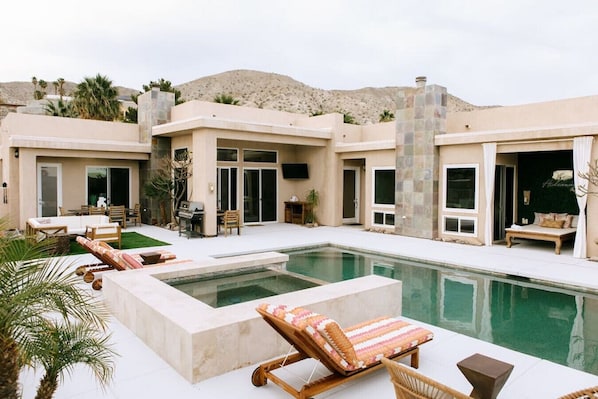 Piscina