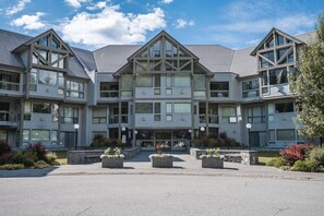 Greystone Exterior Front Entrance