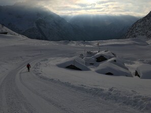 Snow and ski sports