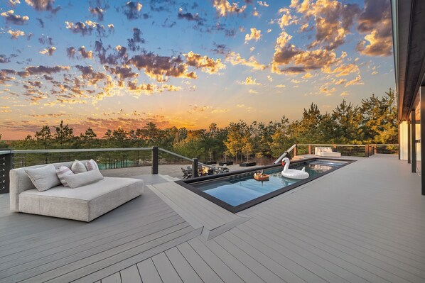 Heated pool