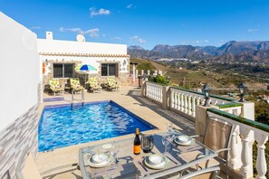 Beautiful villa with private pool and terrace with panoramic views of sea and mountains