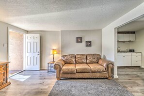 Studio | Smart TV | Electric Heating | Wall A/C Unit