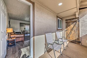 Covered Patio | Mountain View