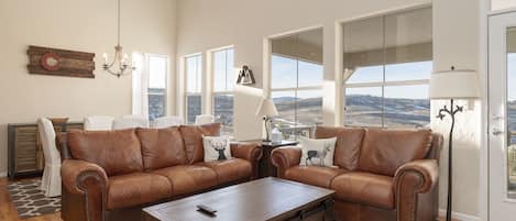 Peak View Drive - a SkyRun Winter Park Property - Panoramic Views of the Rocky Mountains