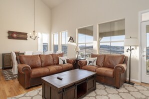 Panoramic Views of the Rocky Mountains from the living room