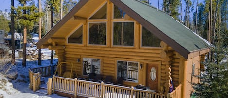 Bear Cabin - a SkyRun Winter Park Property - Our cozy log cabin. Nestled in the heart of Grand Lake.