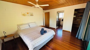 Master Bedroom with Queen and Ensuite