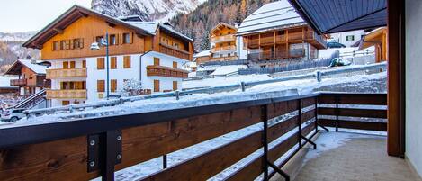 Sky, Building, Snow, Property, Window, Mountain, Wood, House, Tree, Freezing