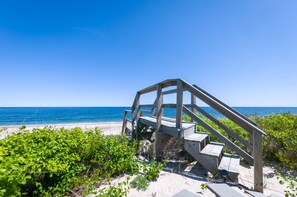 Welcome to 131 #3 North Shore Boulevard, East Sandwich!