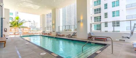 The pool level has an onsite restaurant too!