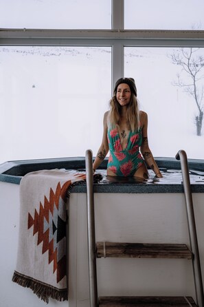 Indoor hot tub