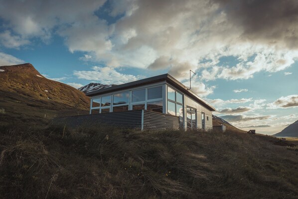 The front of the cottage