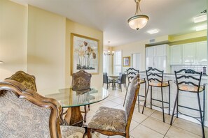 Beach Colony Tower 13D Dining Table For Four