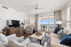 floor plan-living area-127185056