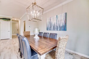 Lost Key Golf Coast Villa Dining Room