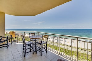 Indigo West 601 Gorgeous Beach Views from Balcony