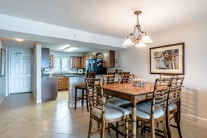 Sandy Key 336 Dining Room and Living Room