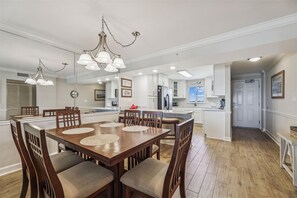 Sandy Key 515 Dining Room and Kitchen