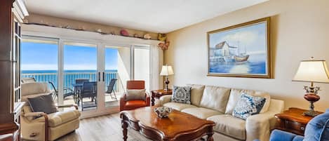 Sandy Key 723 Living Room and Beach View Balcony