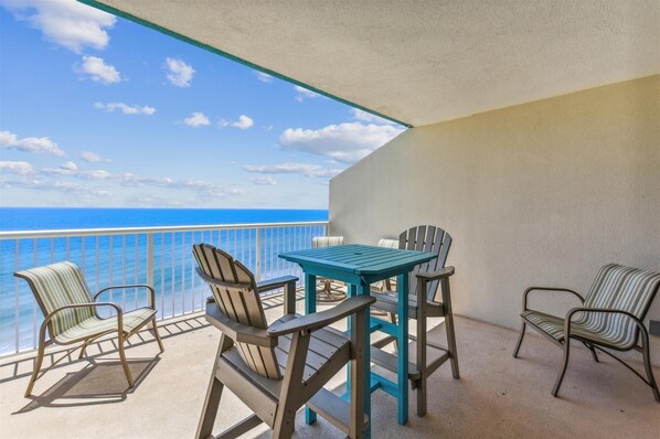 Sandy Key 817 Deck Chairs and View Over Ocean