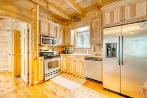 "The cabin was beautiful and out host was awesome." -Nichole