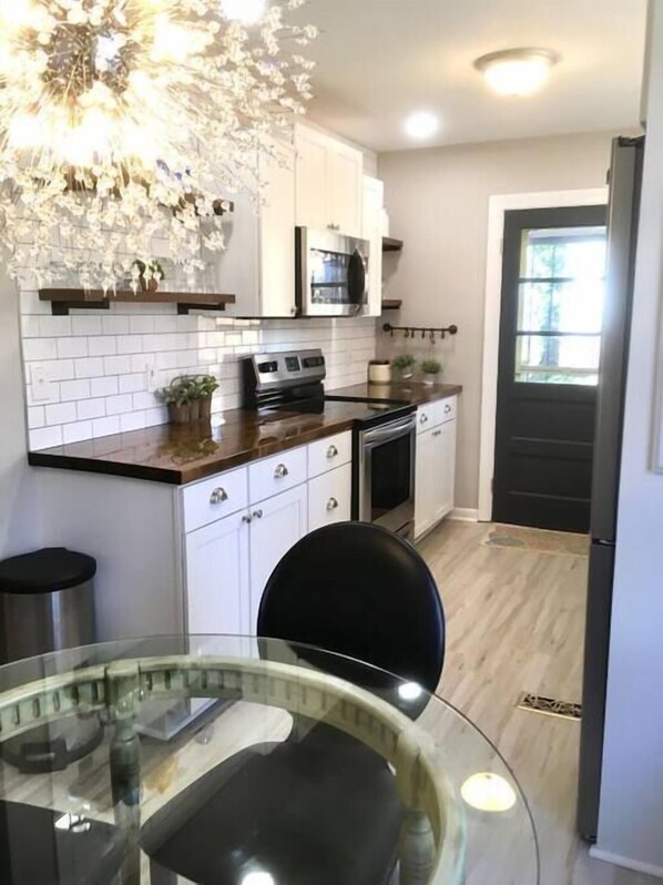 Fully equipped kitchen