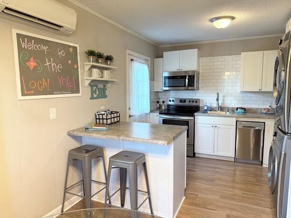 Kitchen (1)
