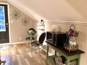 eat in kitchen with microwave for two