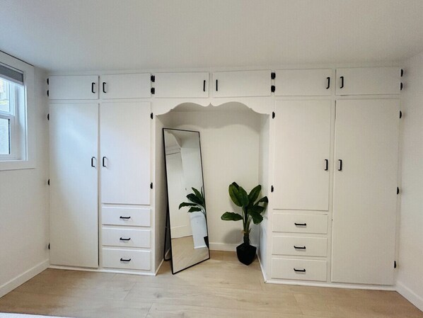 Clean wardrobe