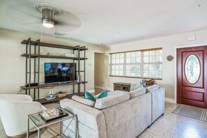 Furniture, Indoors, Living Room, Home Decor, Couch